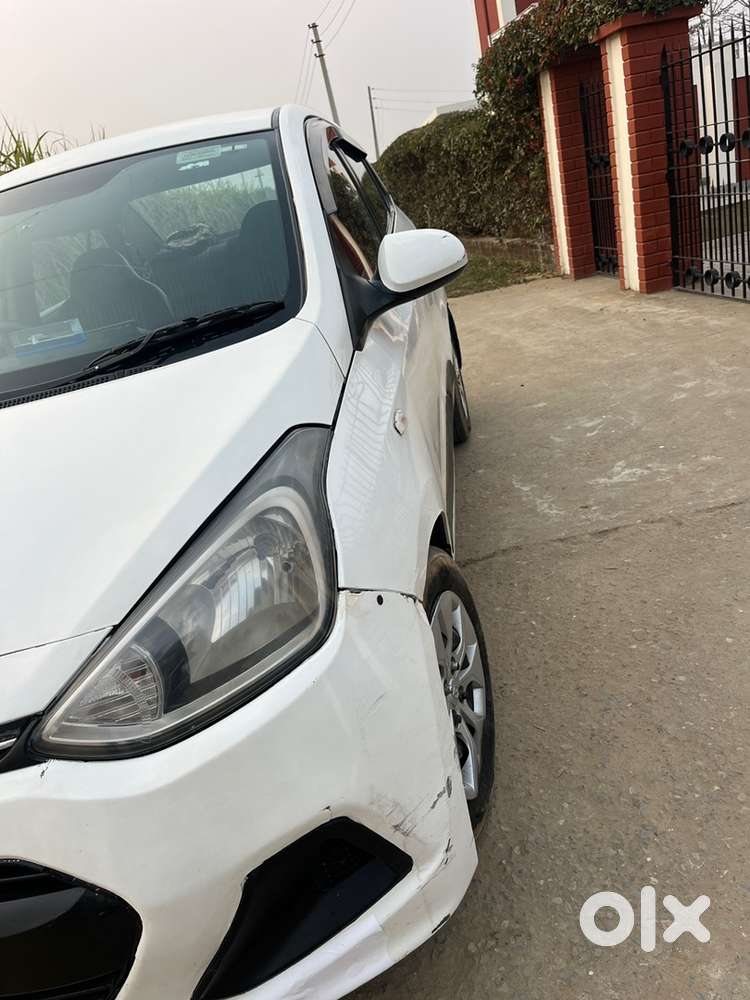 Hyundai Xcent 2015 Diesel Well Maintained