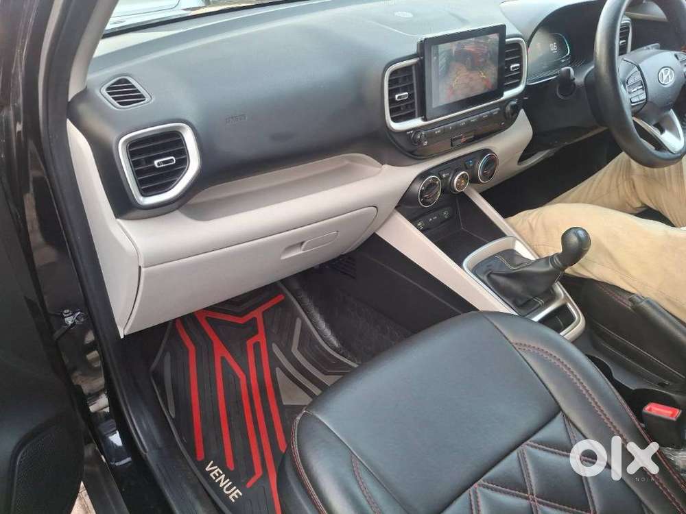 Hyundai Venue S 1.2 Petrol, 2022, Petrol
