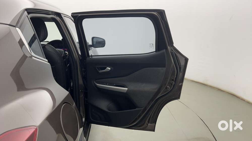 Nissan Magnite 1.0 Xv Premium Turbo, 2021, Petrol