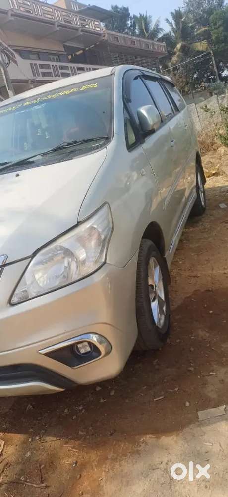 Toyota Innova 2006 Diesel Well Maintained