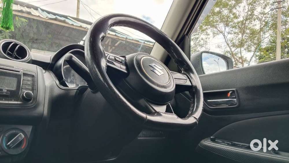 Maruti Suzuki Swift Vxi, 2020, Petrol