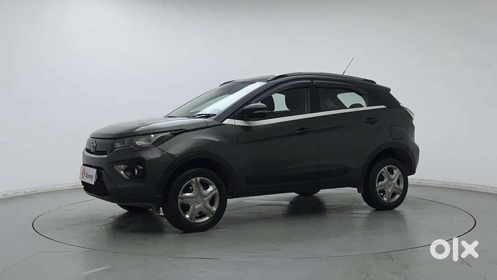 Tata Nexon 1.2 Revotron Xma Amt (s), 2022, Petrol