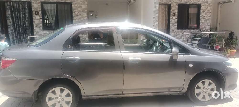 Honda City Zx 2008 Cng & Hybrids 250000 Km Driven