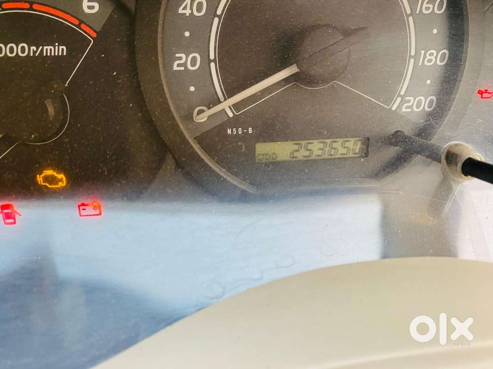 Toyota Innova 2.5 E, 2010, Diesel