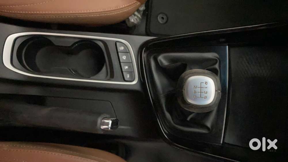 Mg Hector Plus 1.5 Hybrid Sharp Turbo 6 Str, 2021, Petrol