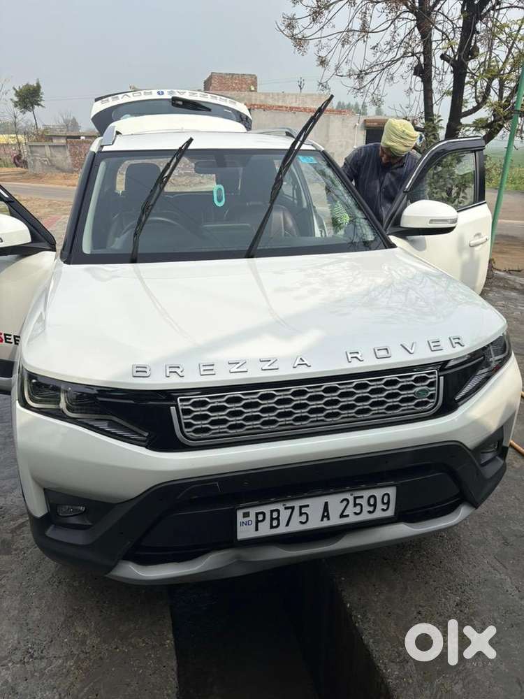 Maruti Suzuki Brezza 2023 Petrol Car