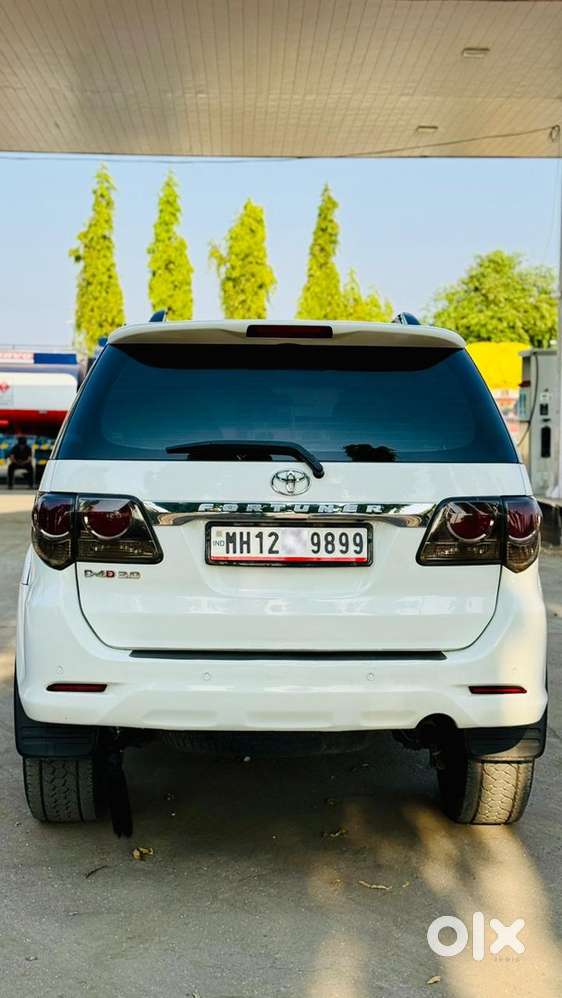 Toyota Fortuner 2013 Diesel Well Maintained Singal Hand Use New Tyres