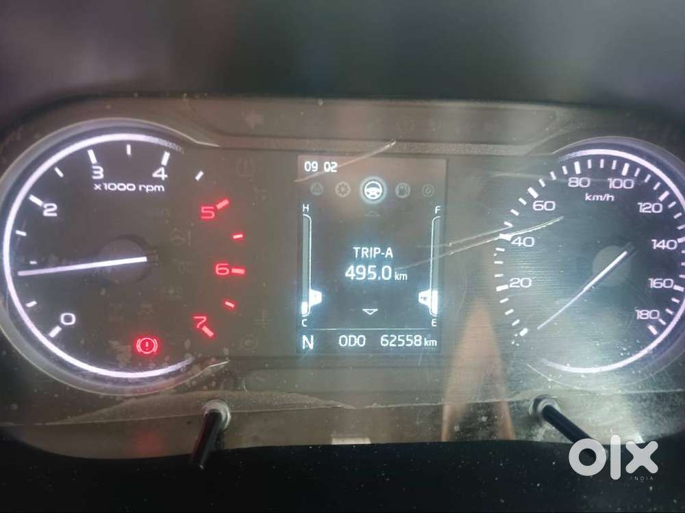Mahindra Bolero Neo N10 R