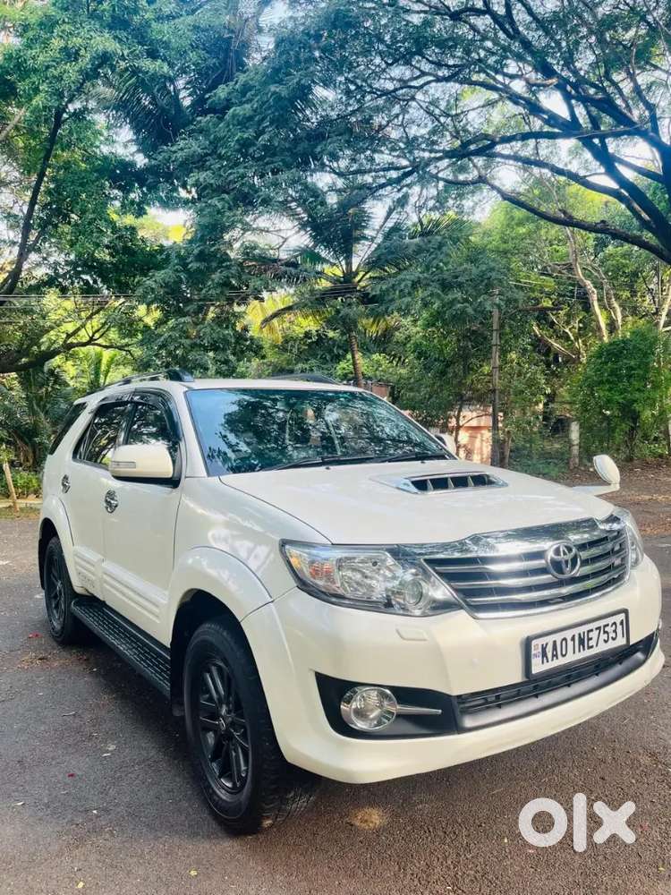 Toyota Fortuner 2015 Diesel Well Maintained