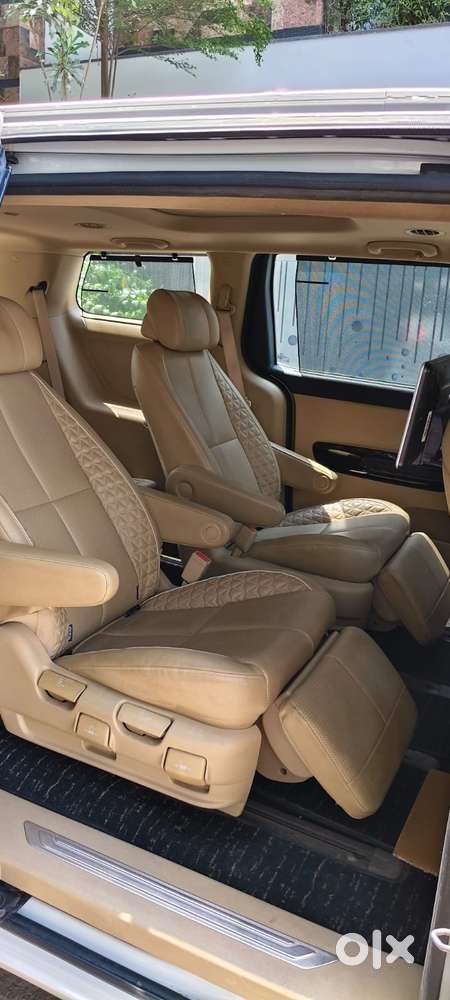 Kia Carnival Limousine Plus 7 Str, 2022, Diesel