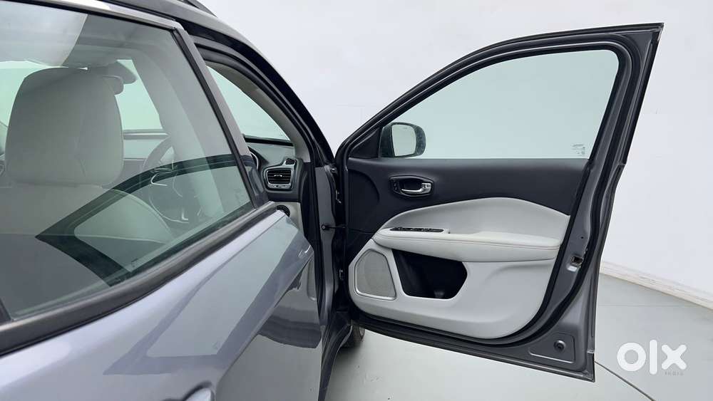 Jeep Compass 2.0 Limited Plus 4x4, 2019, Petrol