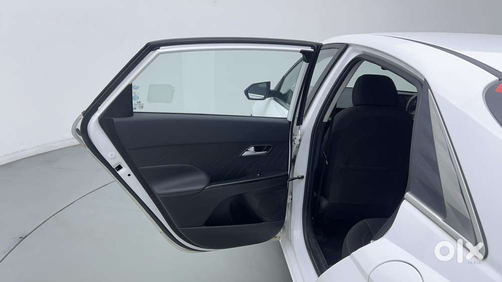 Hyundai Verna 1.5 Sx Turbo Petrol Mt, 2023, Petrol