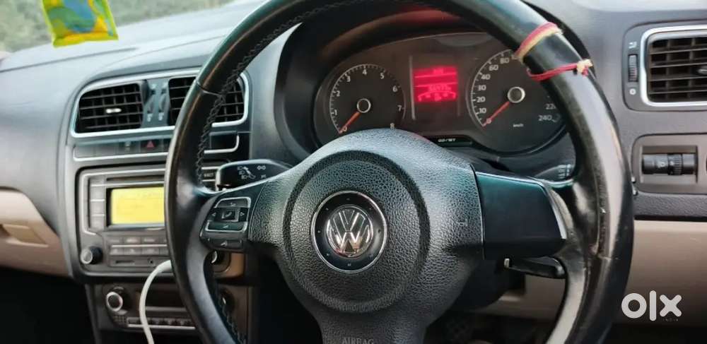 Volkswagen Polo 2014 Petrol 65000 Km Driven