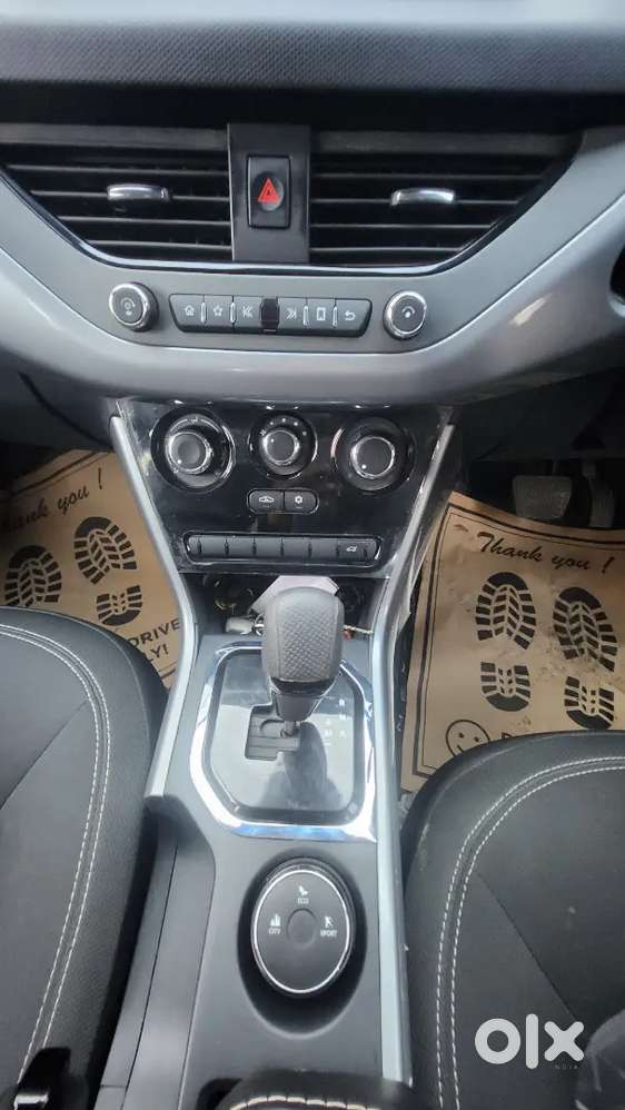 Tata Nexon &ndash;  Petrol
Automatic (second Top Model)