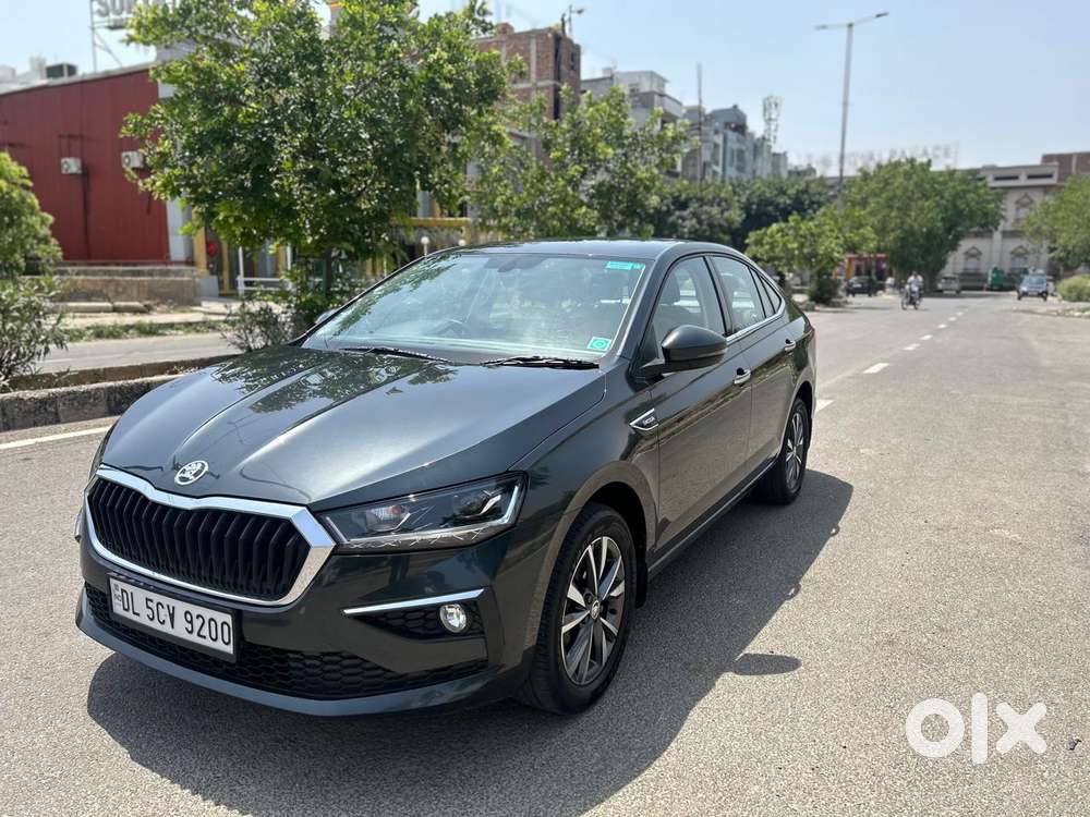 Skoda Slavia 1.0 Tsi Style At, 2023, Petrol