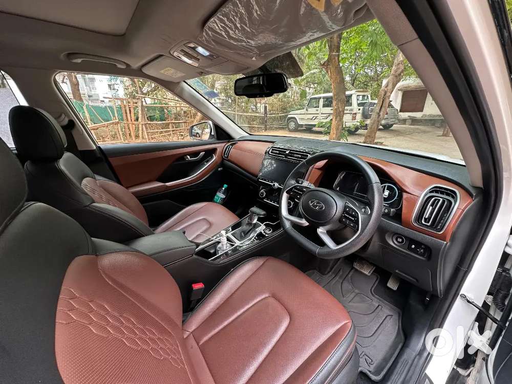 Less Drievn 2023 Diesel Alcazar Maintained Like New