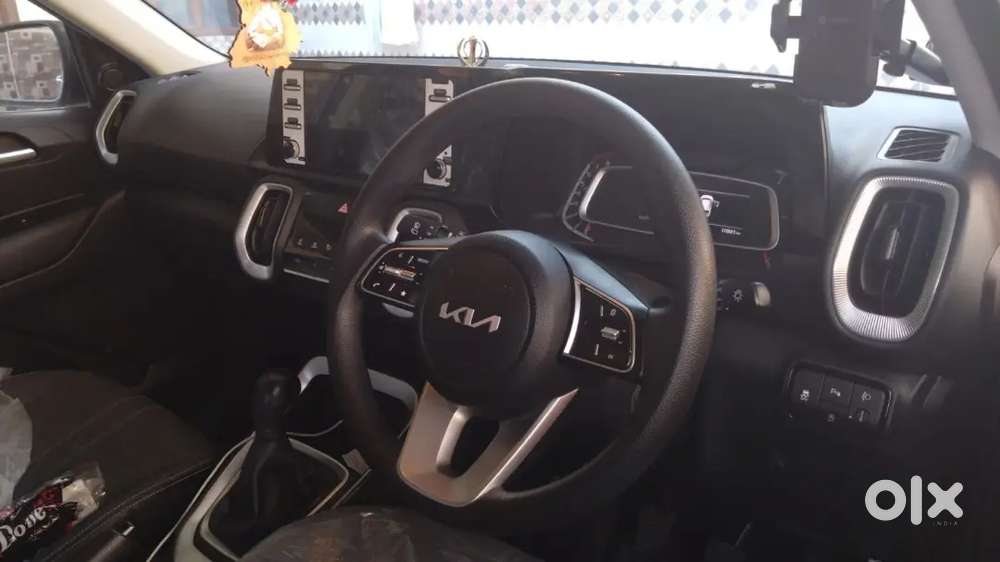 Selling Due To Moving Overseas Immedietly