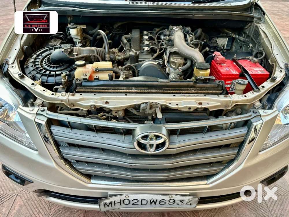 Toyota Innova 2.5 G (diesel) 8 Seater Bs Iv, 2015, Diesel