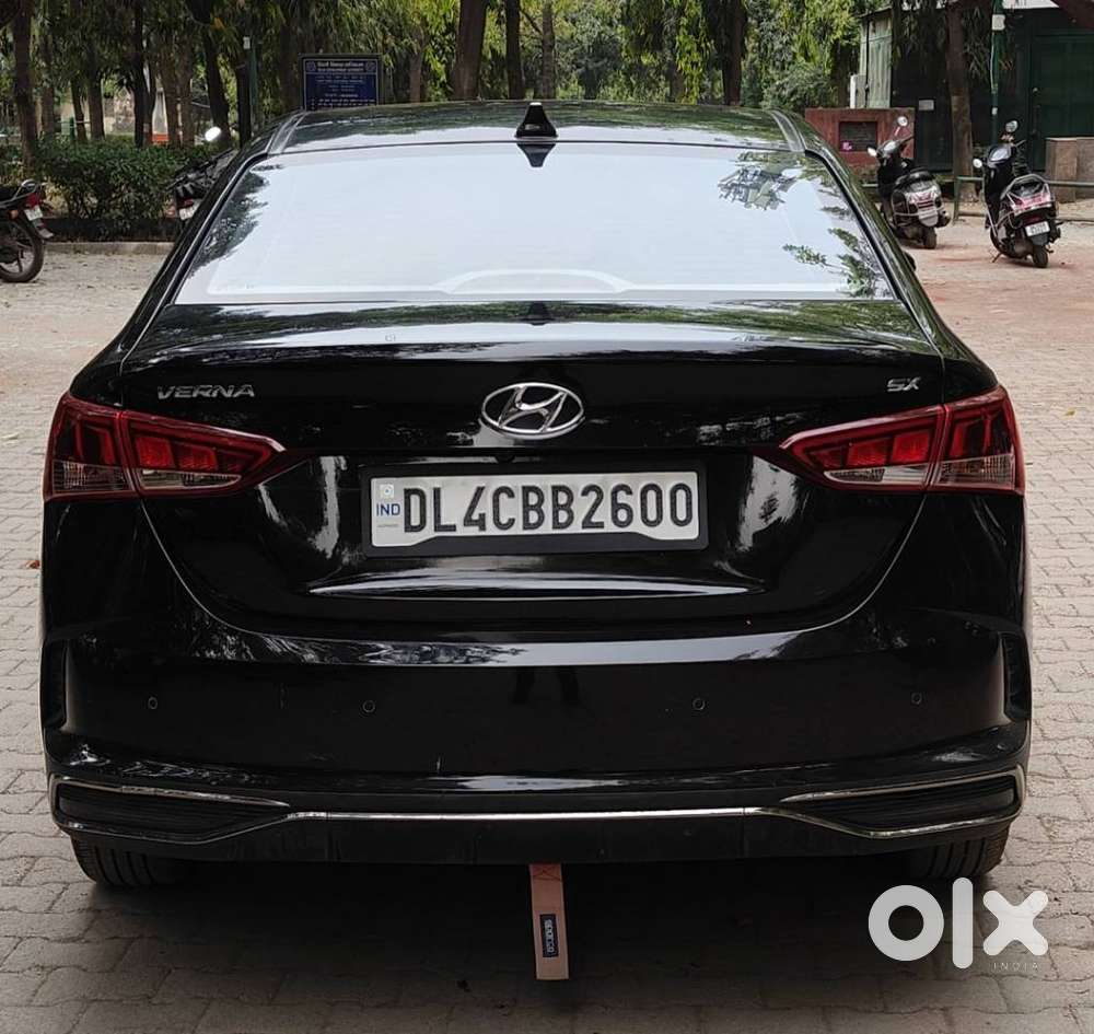 Hyundai Verna 1.5 Sx (o) Petrol Mt, 2022, Petrol