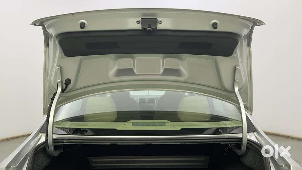 Volkswagen Vento 2010-2013 Petrol Highline At, 2022, Petrol