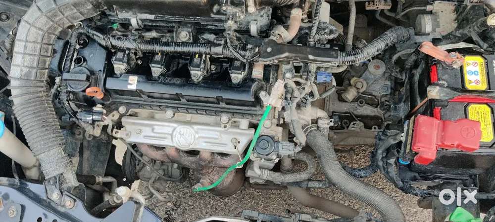 Maruti Suzuki Swift 1.3 Zxi 2024 Under Warranty