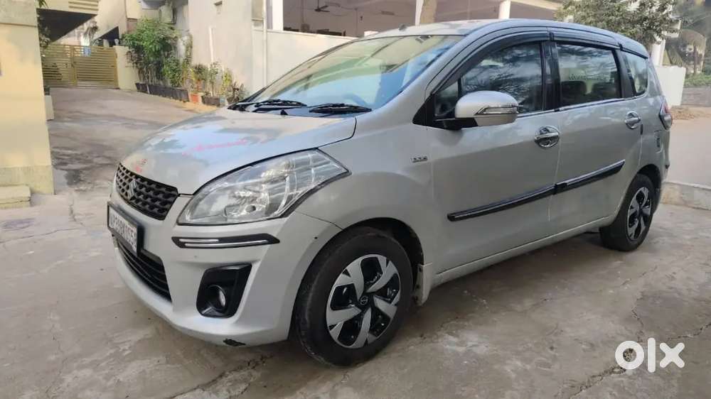 Maruti Suzuki Ertiga 2013 Diesel 142000 Km Driven