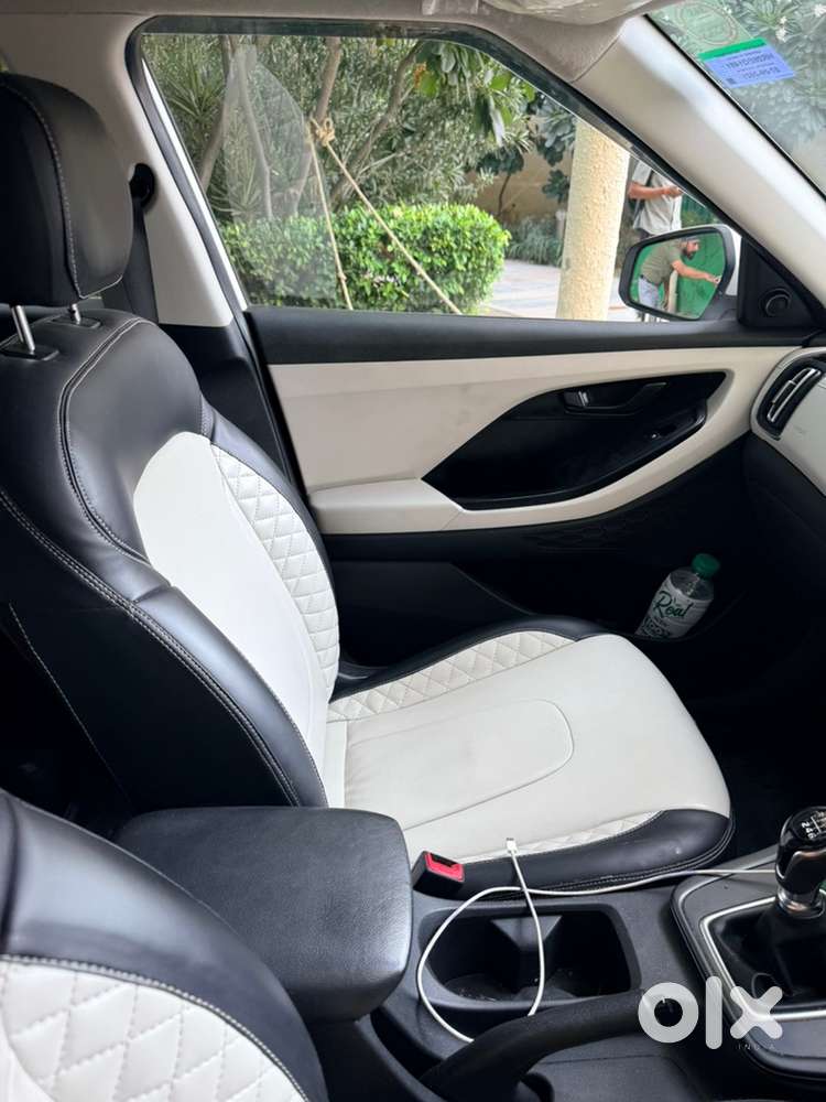 Hyundai Creta Petrol Manual 2021- Aug Base Model