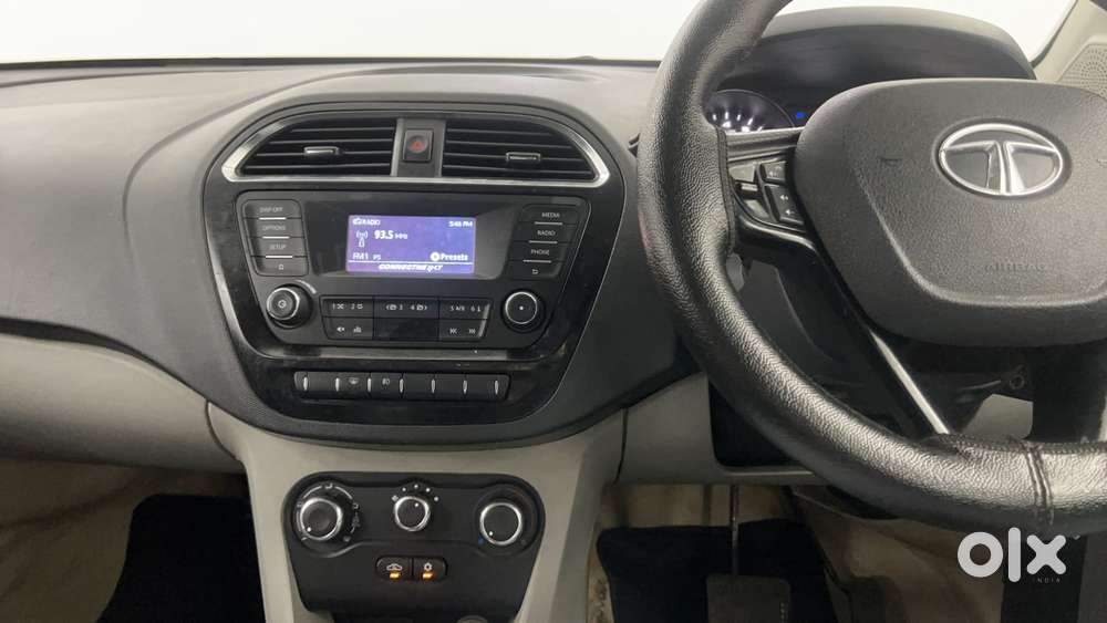 Tata Tiago Xza, 2018, Petrol