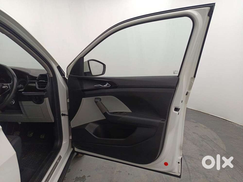 Skoda Kushaq Style 1.5l Tsi Mt, 2021, Petrol