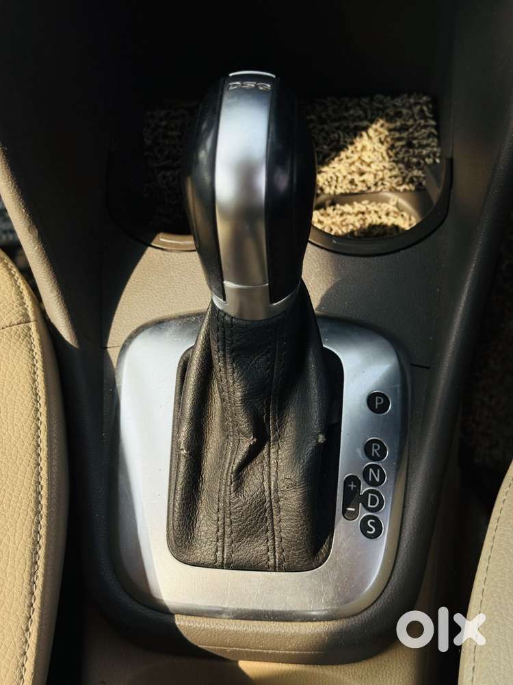 Volkswagen Vento 1.2 Tsi Highline Plus At, 2015, Petrol