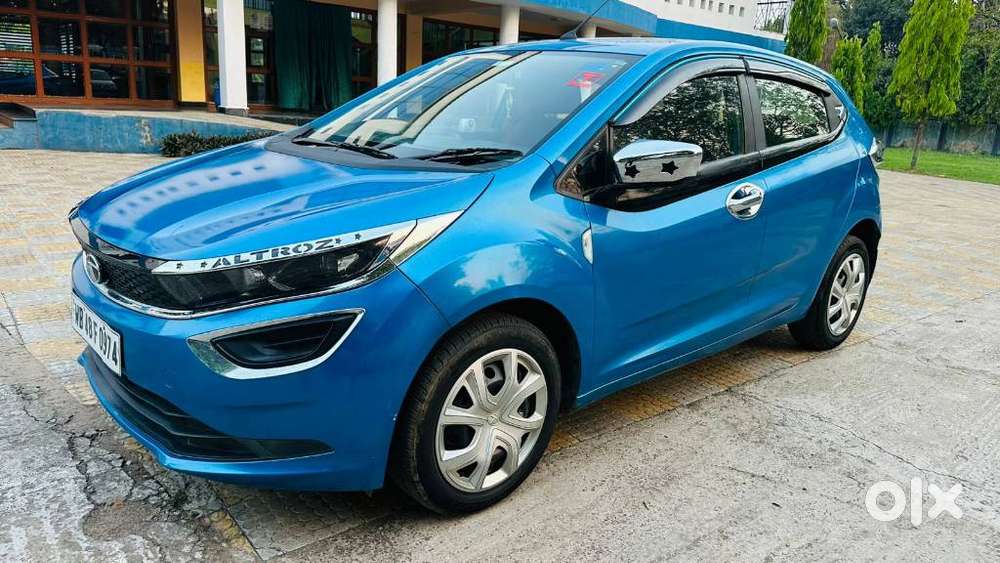 Tata Altroz 1.2 Xm Plus, 2021, Petrol