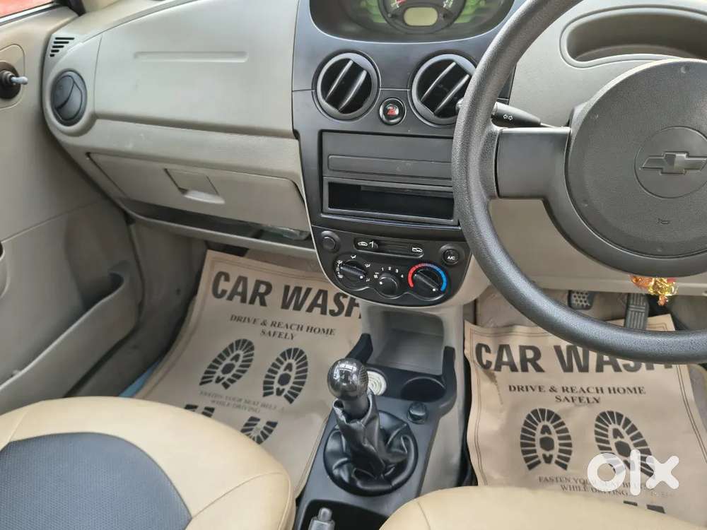 39,000 Kmts Driven Chevrolet Spark Showroom Single Owner