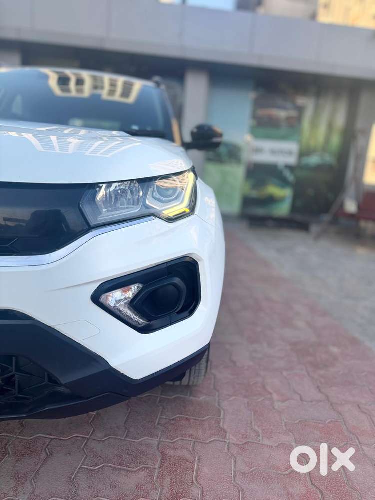 Tata Nexon 1.2 Revotron Xm (s), 2021, Petrol