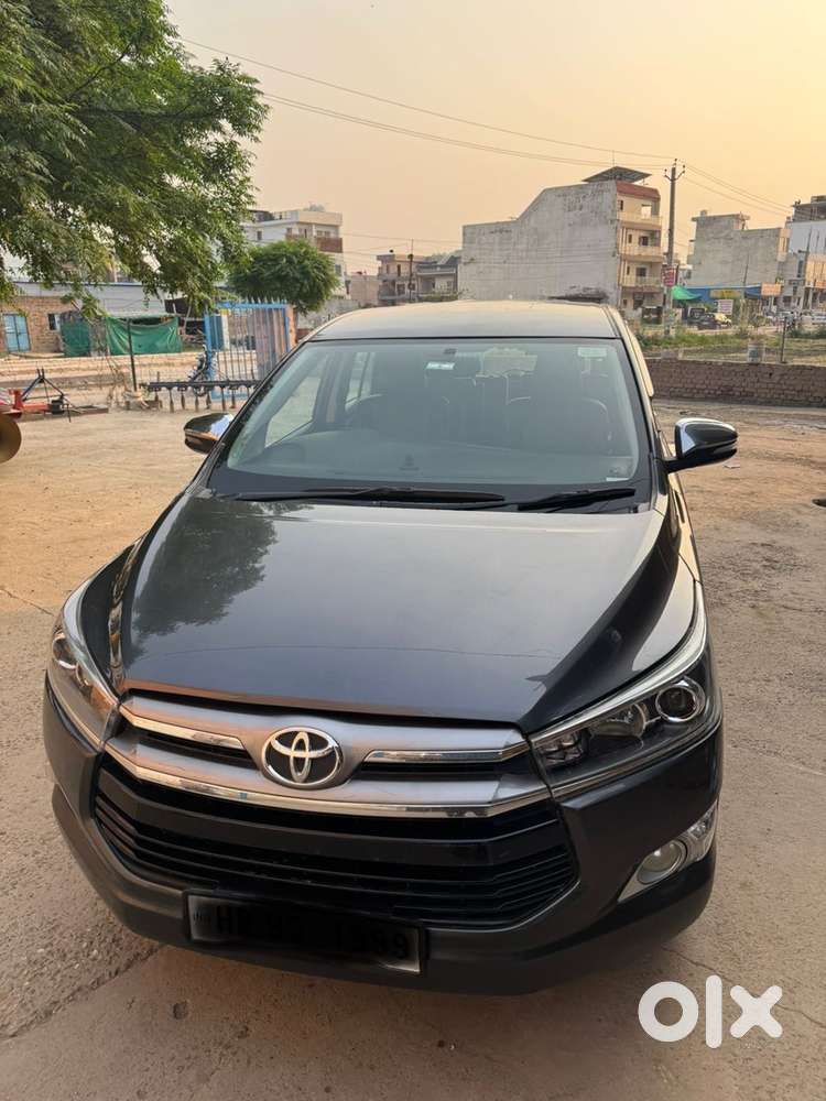 Toyota Innova Crysta 2017 2.7 Petrol