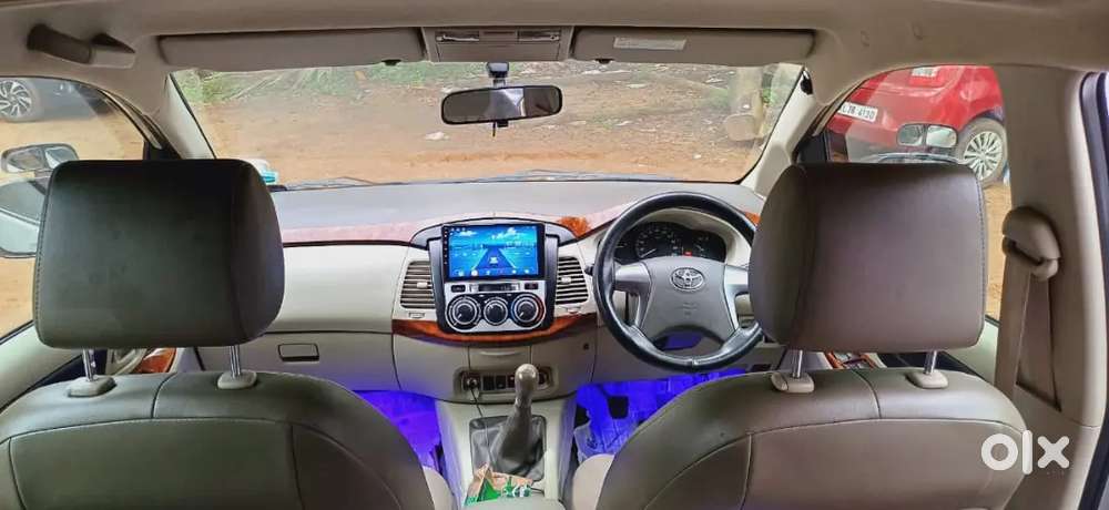 Toyota Innova 2014 Diesel Well Maintained