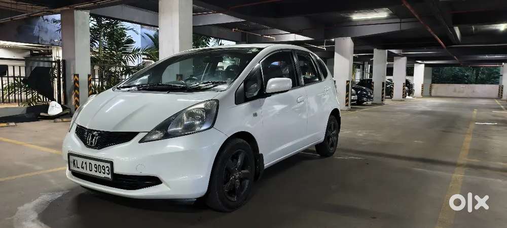 2011 Honda Jazz Full Option  Single Owner  Full Service History