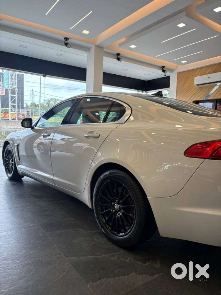Jaguar Xf, 2013
