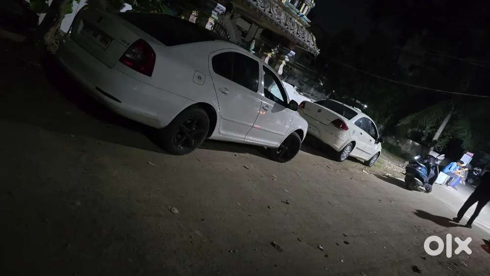 Skoda Laura 2012 Diesel Well Maintained