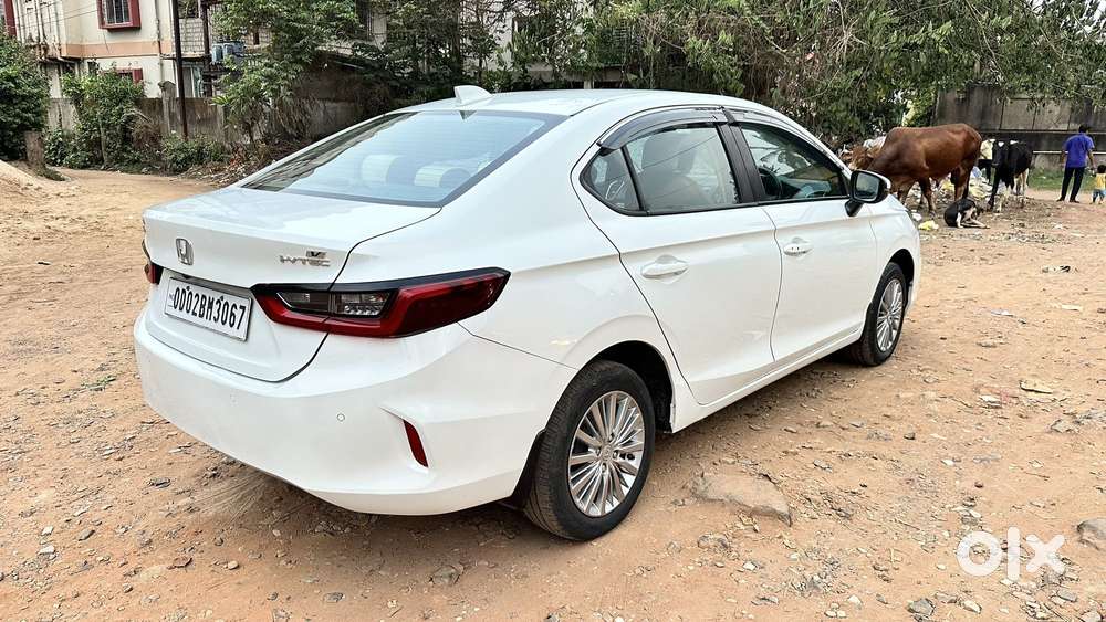 Honda City 1.5 V 5th Gen I-vtec Mt, 2020, Petrol