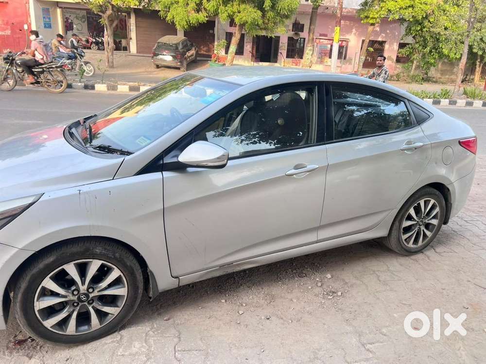 Hyundai Car Diesel 2016 With Vip No 0786