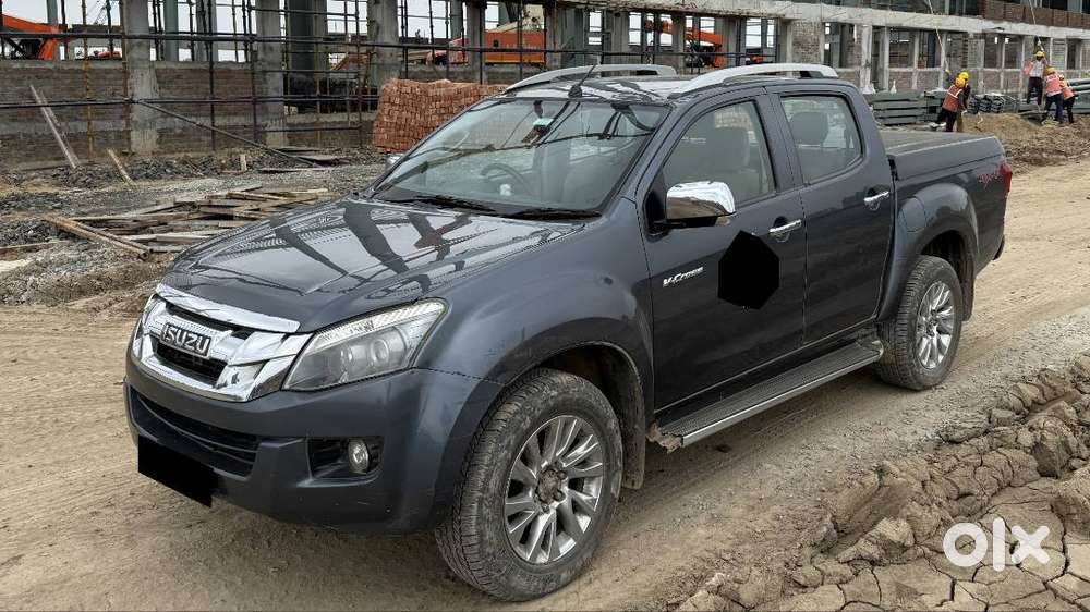 Isuzu D-max V-cross 2017 Model