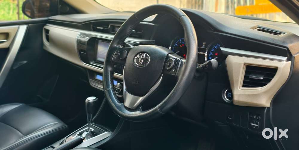 Toyota Corolla Altis 2013-2017 Vl At, 2016, Petrol