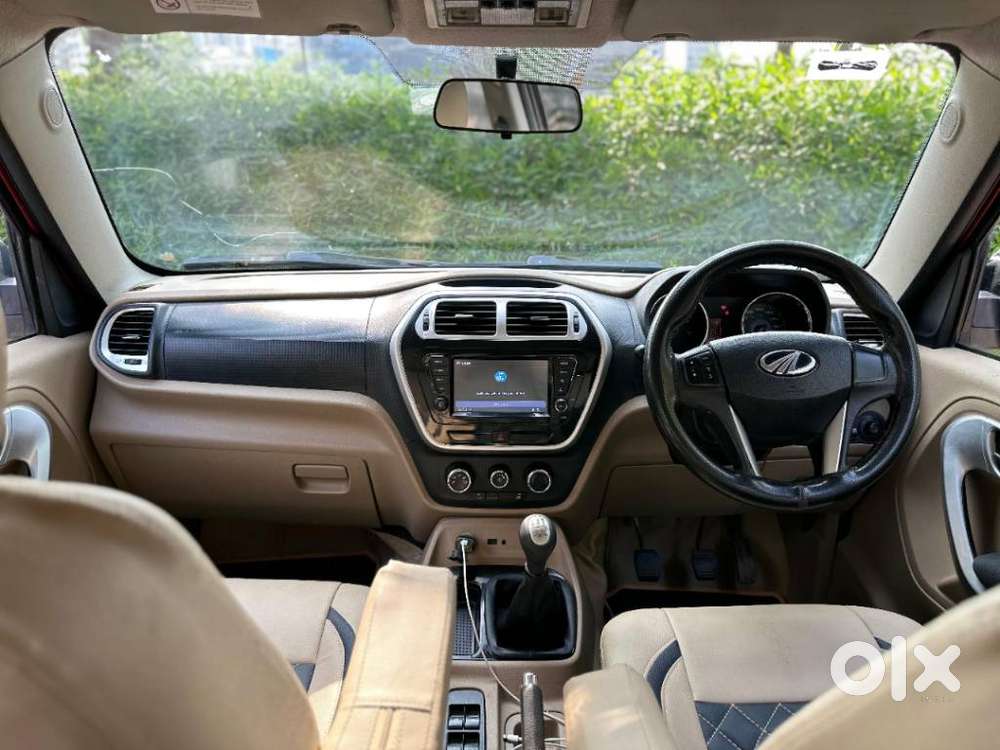 Mahindra Tuv 300 T10 Dual Tone, 2018, Diesel