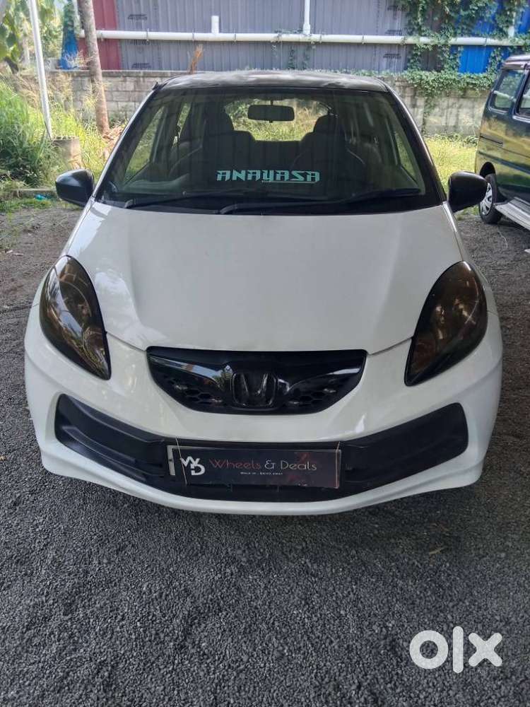 Honda Brio 2011-2013 V Mt, 2013, Petrol