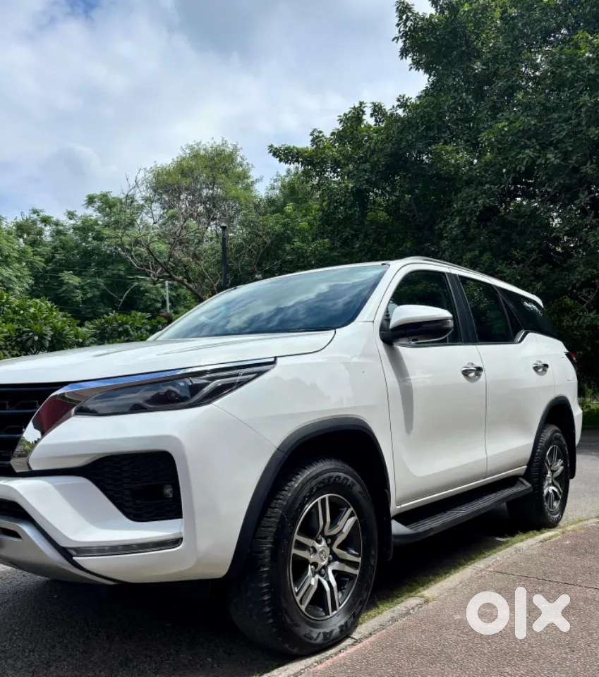 Toyota Fortuner 4x2 At 2.7 Petrol, 2024, Petrol