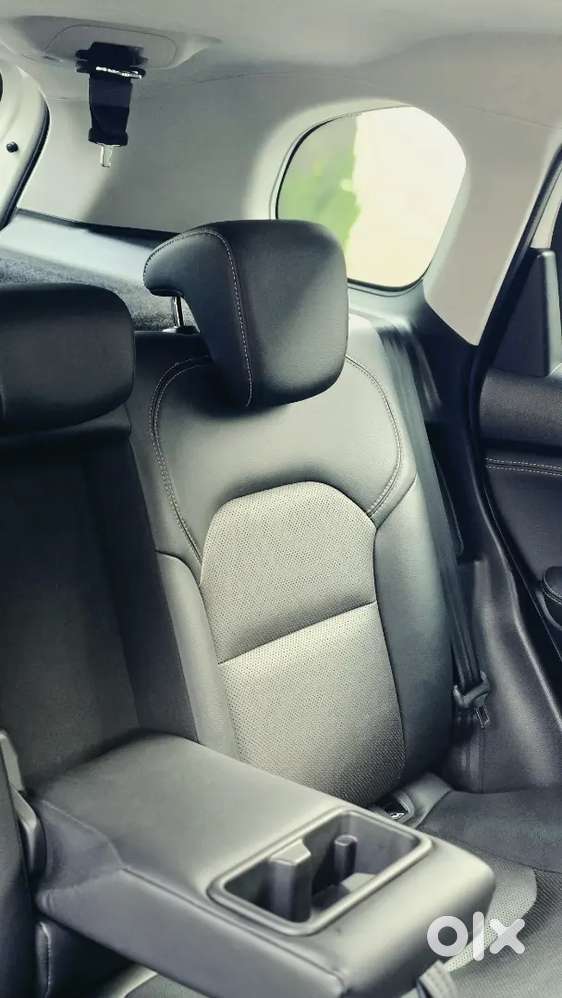 Maruti Suzuki Grand Vitara Alpha +