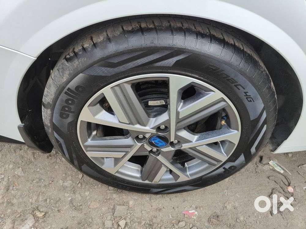 Hyundai Verna 1.5 Sx (o) Vtvt, 2024, Petrol