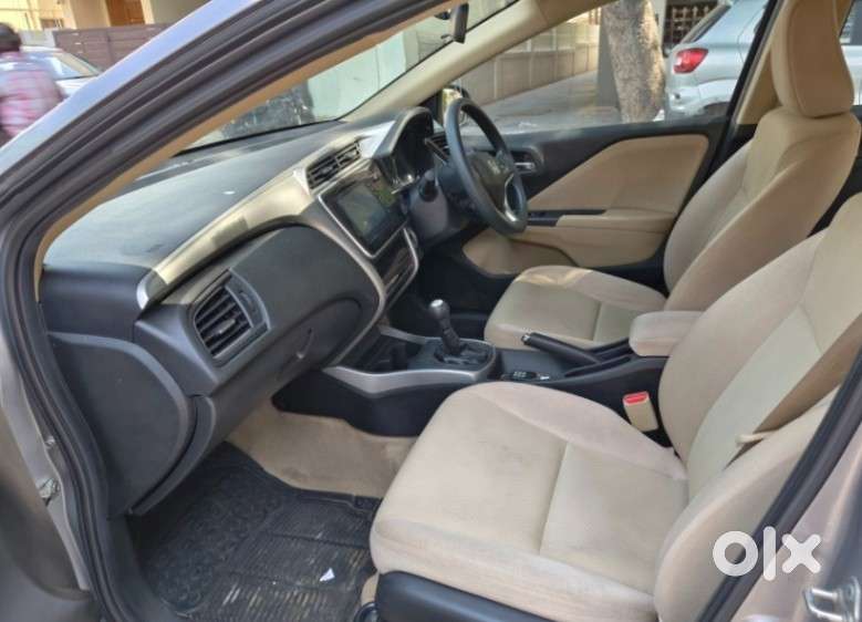 Honda City 1.5 V 5th Gen I-vtec Mt, 2022, Petrol