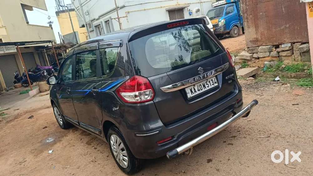 Maruti Suzuki Ertiga 2013 Diesel 135000 Km Driven