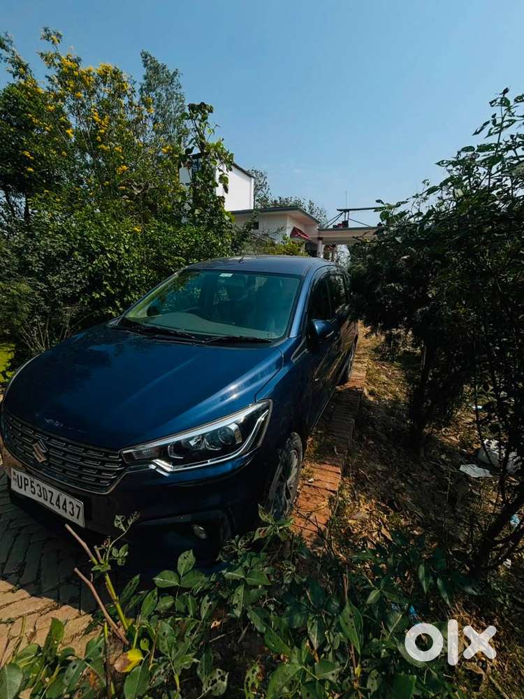 Maruti Suzuki Ertiga Vxi (blue) – Excellent Condition  46,000 Km